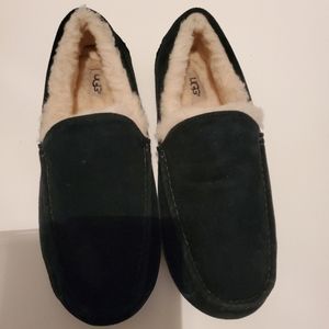 Mens UGG slippers size 10